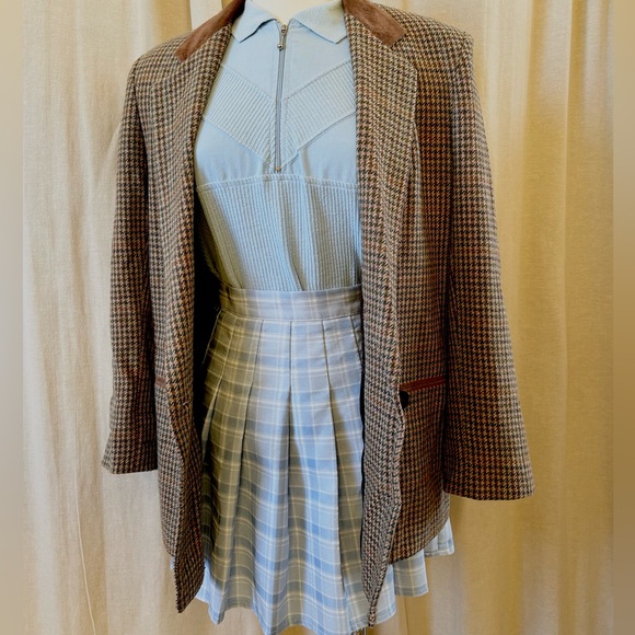 Pleated Mini Skirt Plaid Skort High-Waisted with Built-In Shorts - Picture 3 of 4